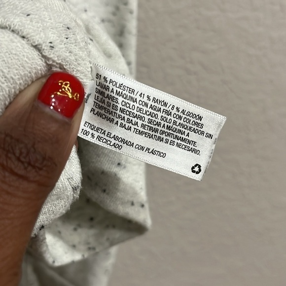 Isabel Maternity Sweatshirt cold shoulder flutter long sleeves Gray Size Large - Picture 7 of 9